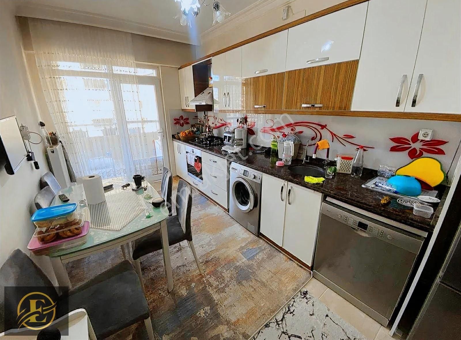 Ekol'den Akkent Millet Camii Karşısı Göbek Kat Satılık 3+1 - Görsel 15