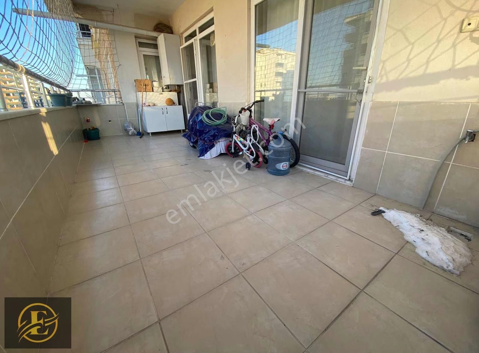 Ekol'den Akkent Millet Camii Karşısı Göbek Kat Satılık 3+1 - Görsel 8