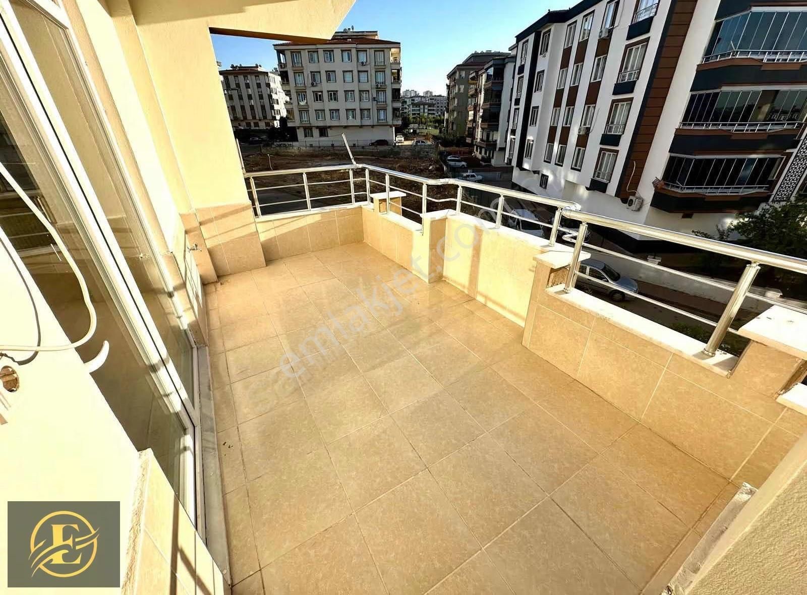 Ekol'den Harika Konumda Park Cepheli Hasarsız İskanlı Garajlı !!