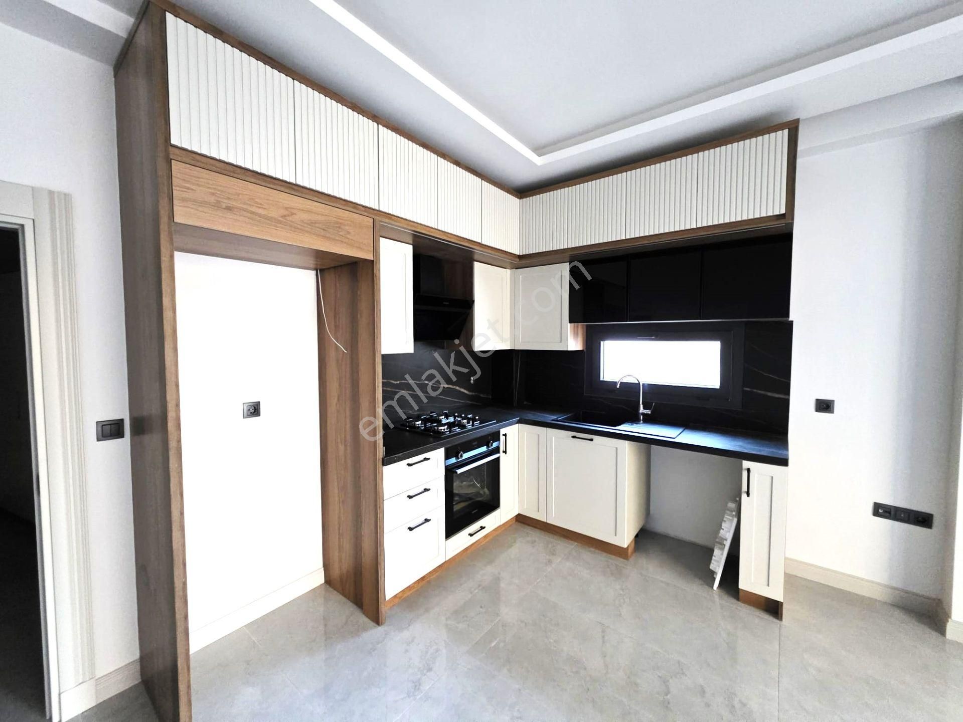 Akçay'da Aygülden Sıfır Ara Kat Denize Çok Yakın Yerden Isınmalı Geniş Cam Balkonlu 1+1satılık Daire - Görsel 9