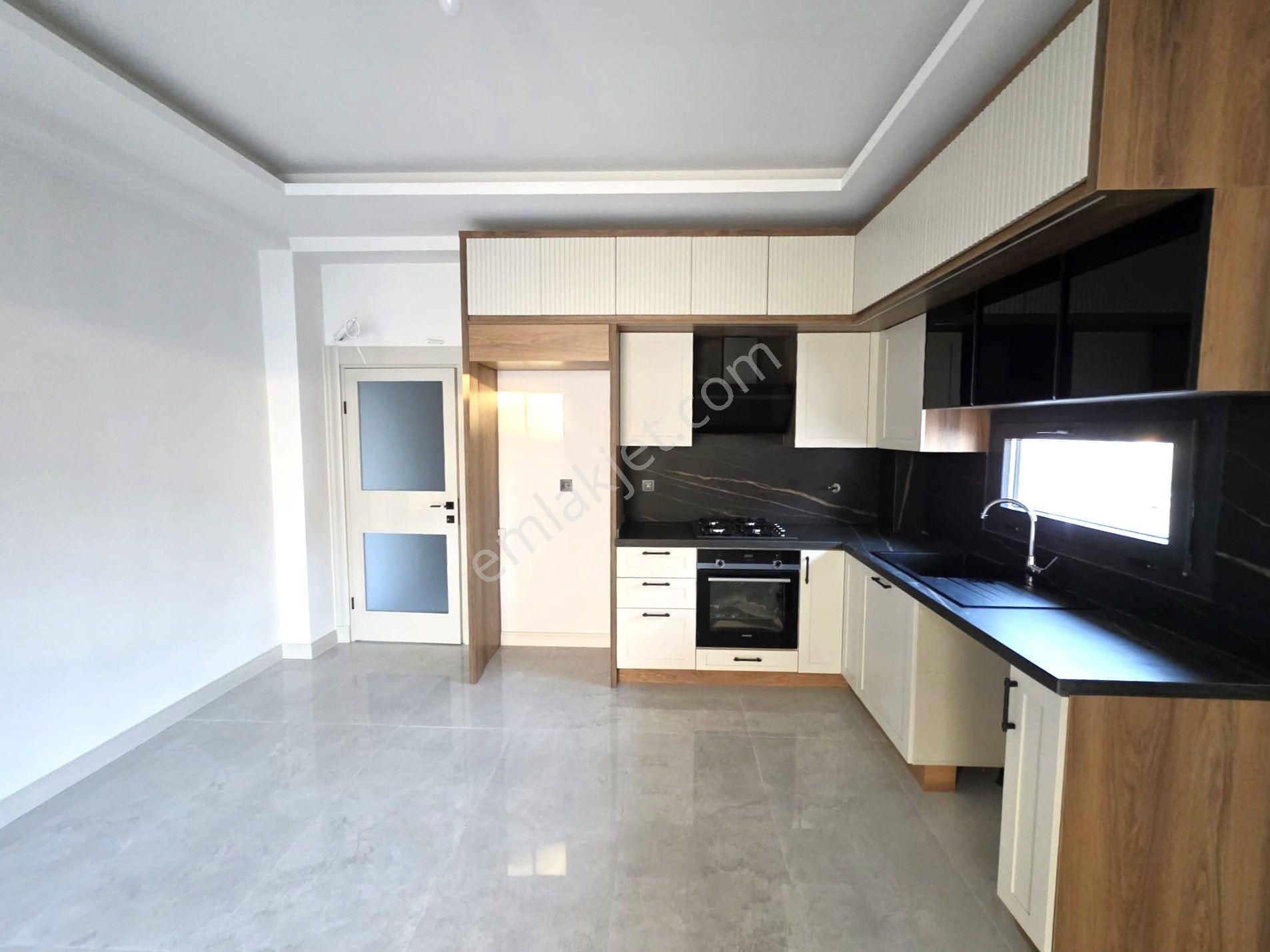 Akçay'da Aygülden Sıfır Ara Kat Denize Çok Yakın Yerden Isınmalı Geniş Cam Balkonlu 1+1satılık Daire - Görsel 10