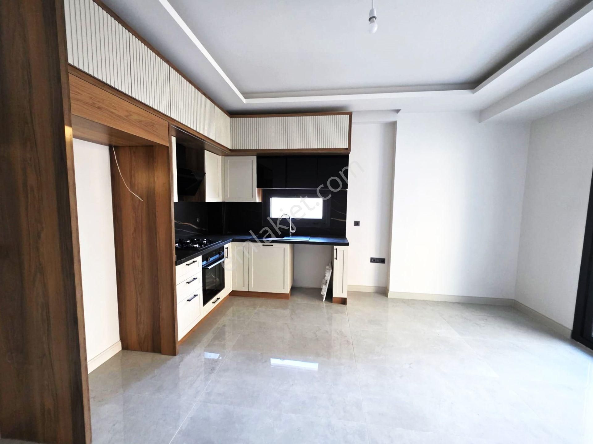 Akçay'da Aygülden Sıfır Ara Kat Denize Çok Yakın Yerden Isınmalı Geniş Cam Balkonlu 1+1satılık Daire - Görsel 7