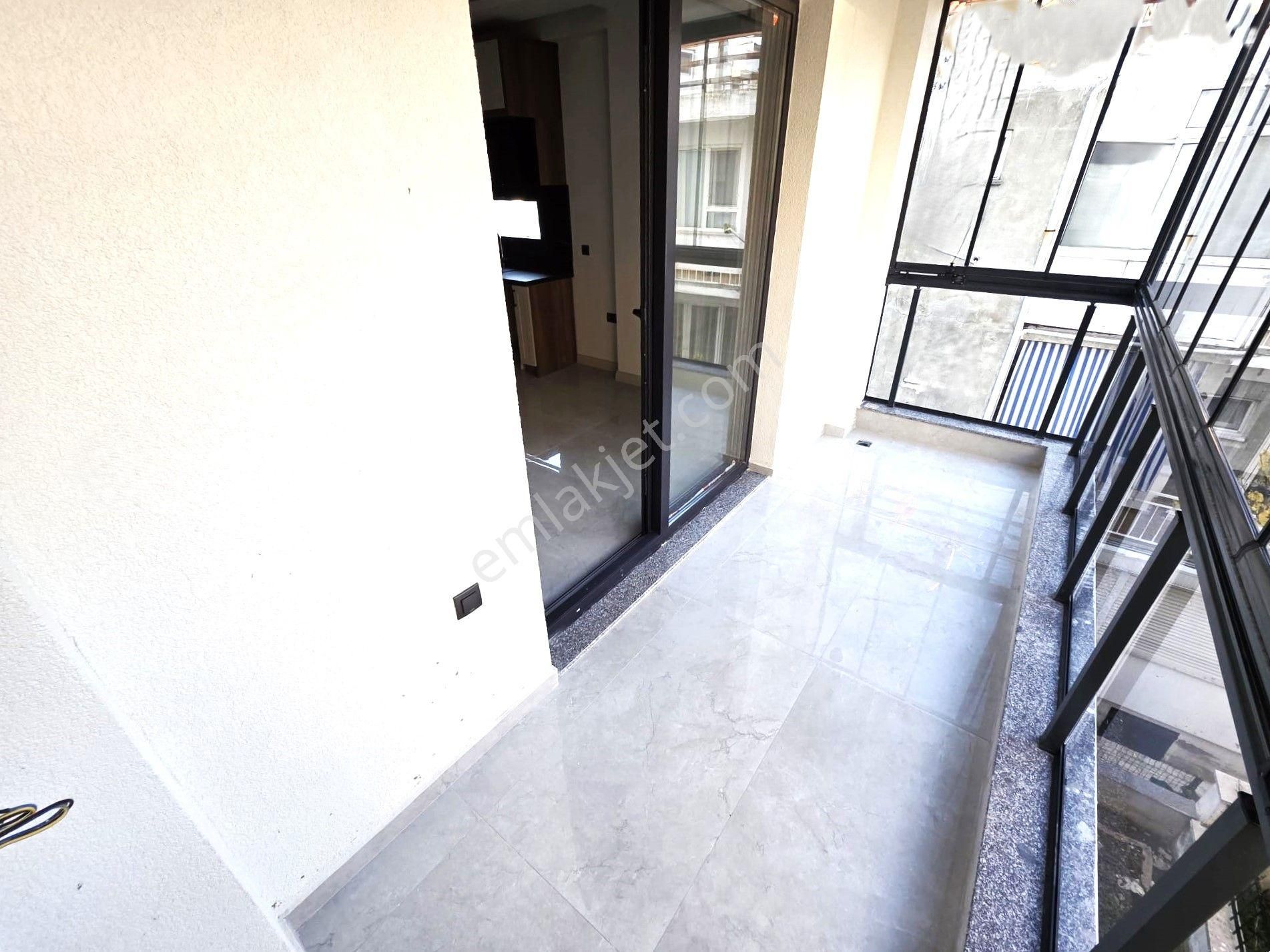 Akçay'da Aygülden Sıfır Ara Kat Denize Çok Yakın Yerden Isınmalı Geniş Cam Balkonlu 1+1satılık Daire - Görsel 34