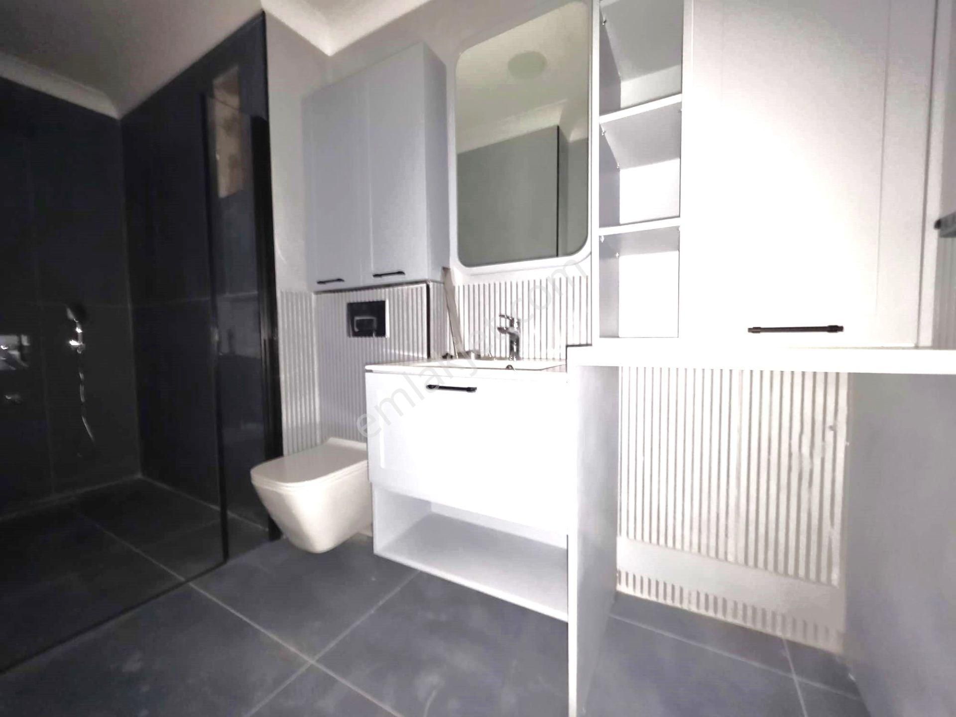 Akçay'da Aygülden Sıfır Ara Kat Denize Çok Yakın Yerden Isınmalı Geniş Cam Balkonlu 1+1satılık Daire - Görsel 26