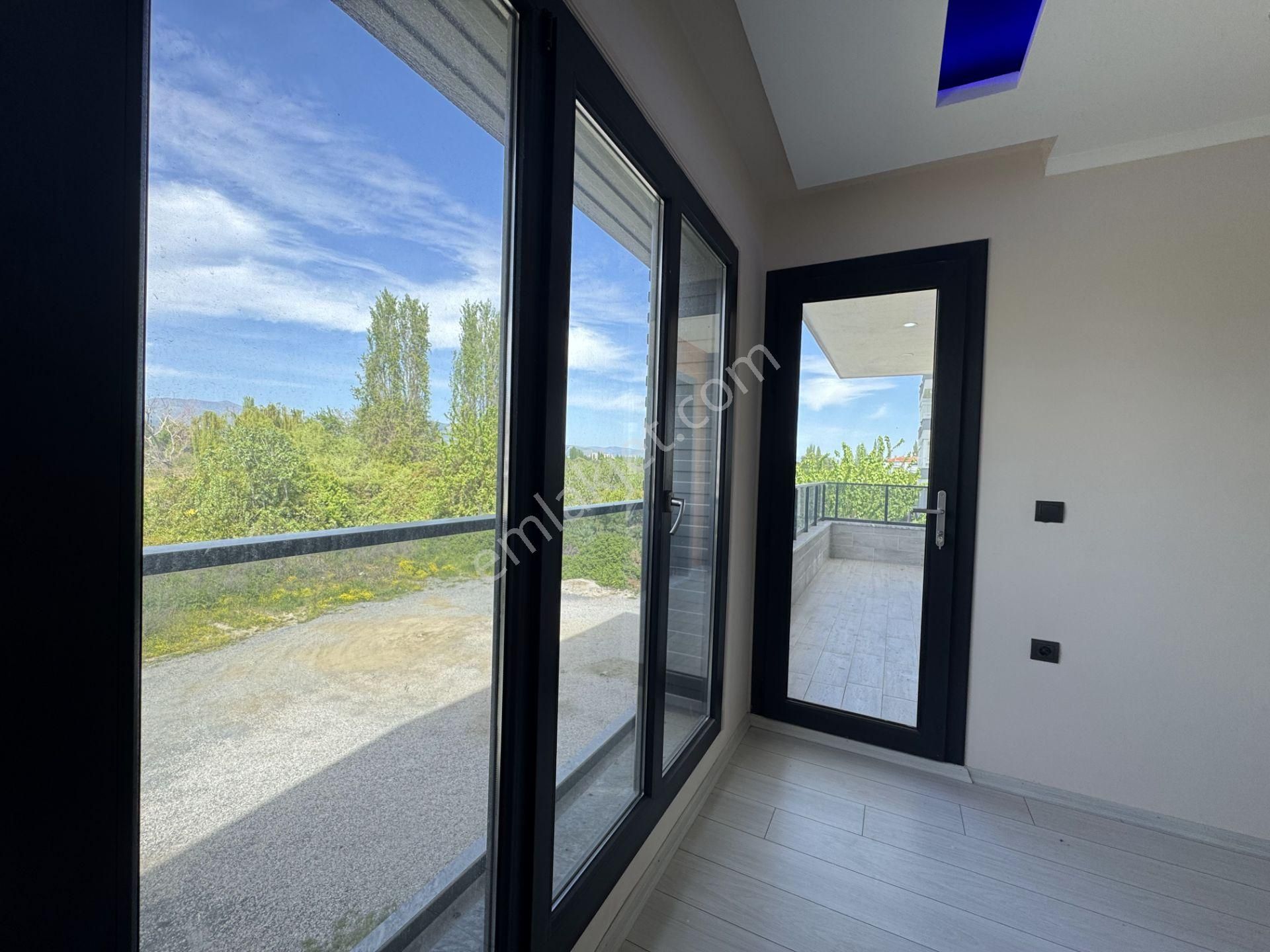 Sadece Berkay Demirel'den Altınkumda Arakat Sıfır 75 M2 1+1 Daire - Görsel 15