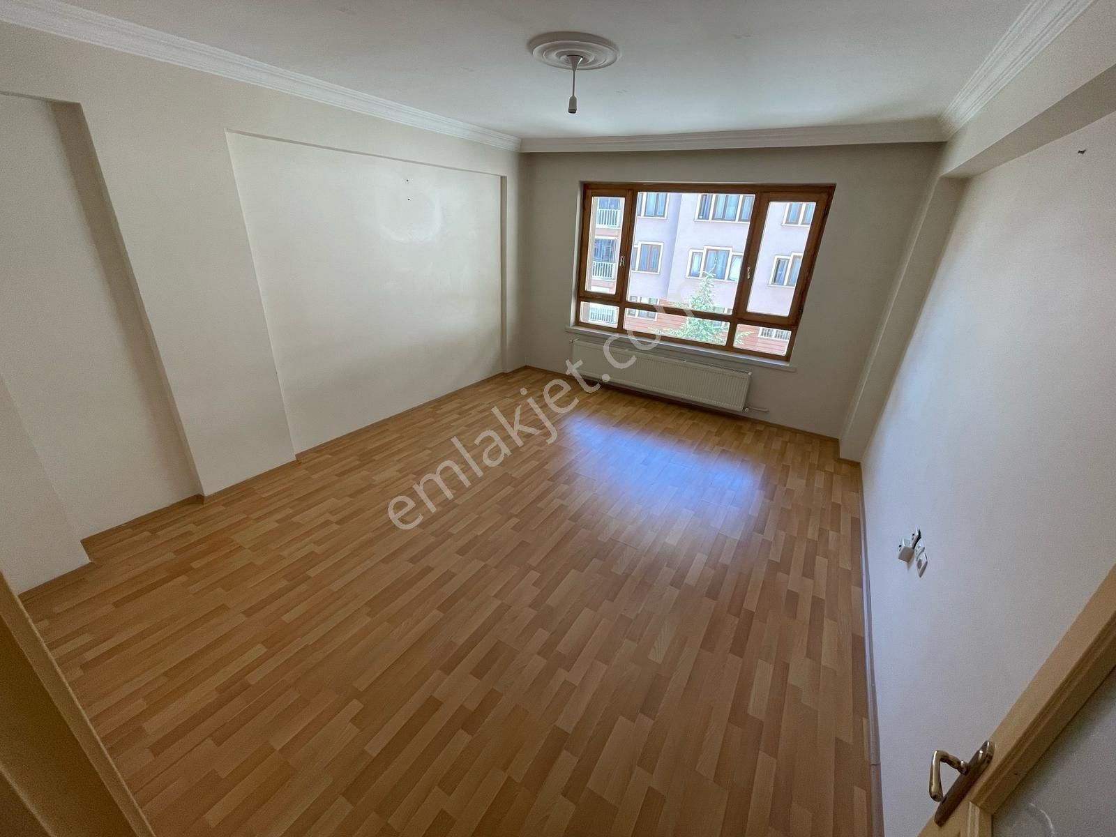 Kaçırma! Bağcı Cd. Bağımsız Ara Kat Asansörlü 3+1 Geniş Daire