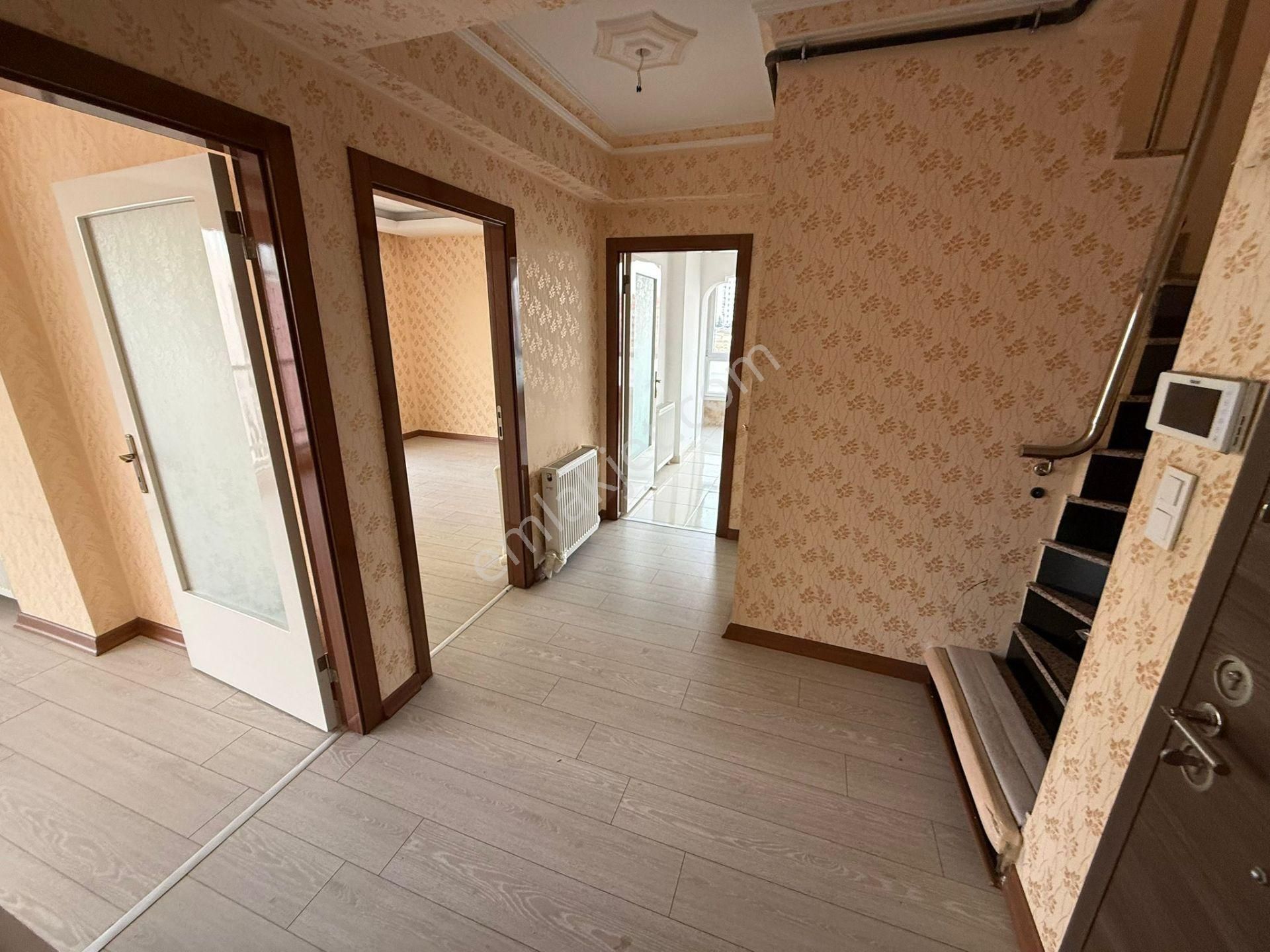 Bilgen Vatan'dan Aktepe Merkez'de Asansörlü Yeni Binada Satılık Manzaralı Lüks Yapılı Dubleks - Görsel 26