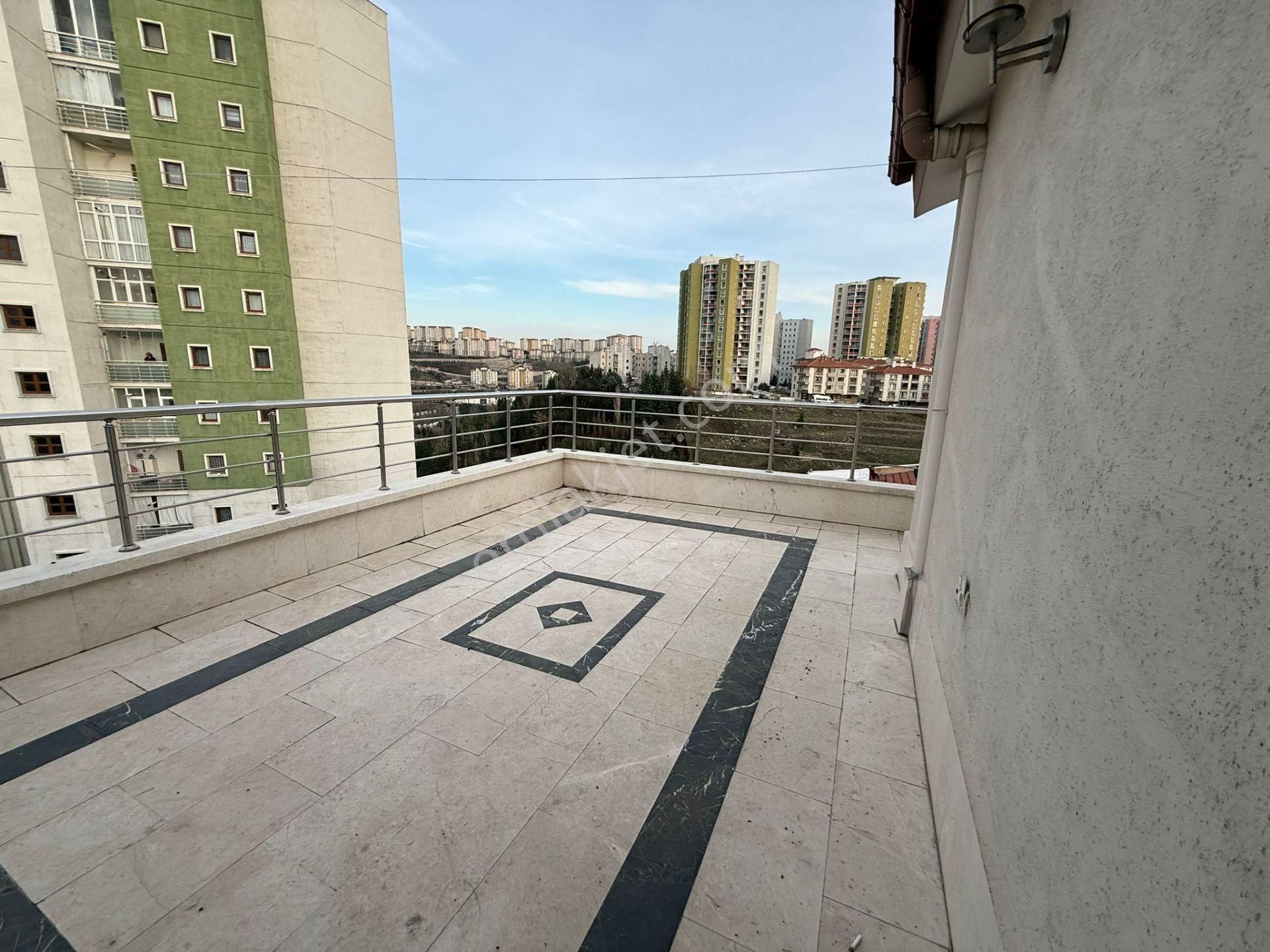 Bilgen Vatan'dan Aktepe Merkez'de Asansörlü Yeni Binada Satılık Manzaralı Lüks Yapılı Dubleks - Görsel 32