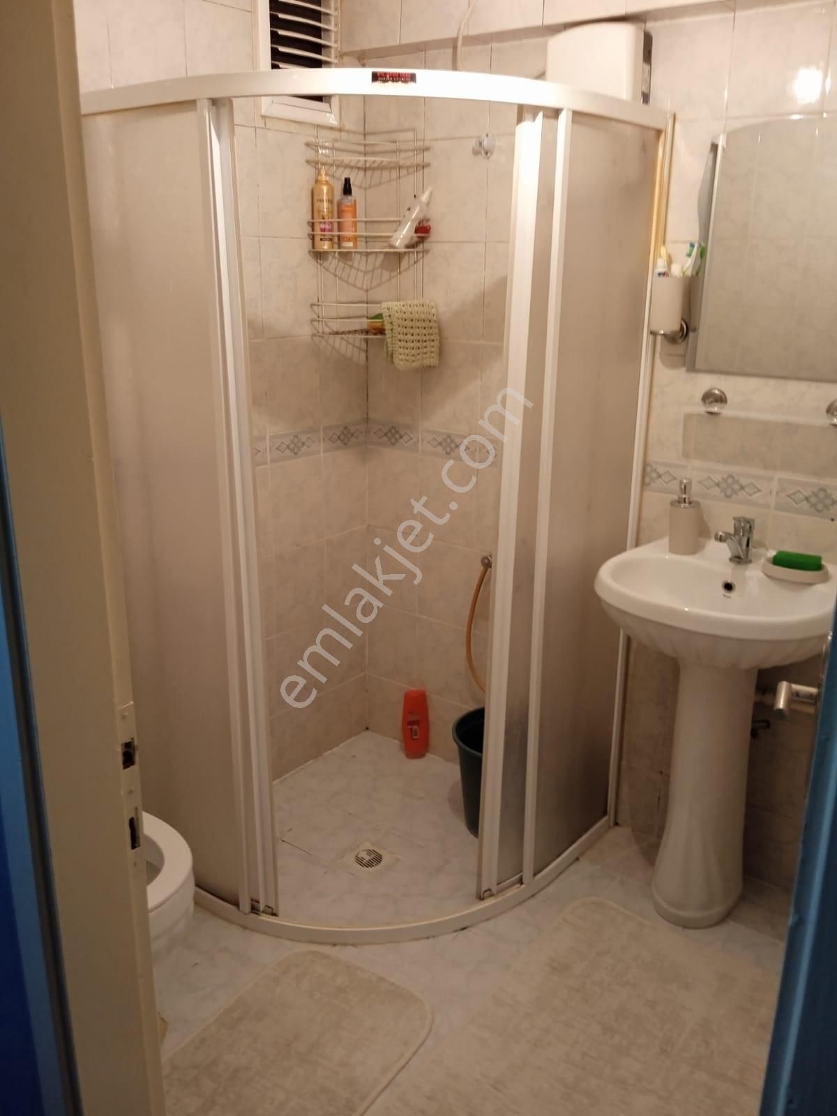 Altıparmak İntizam' Da 2+1 Yüksek Giriş Arakat Kiralık Daire