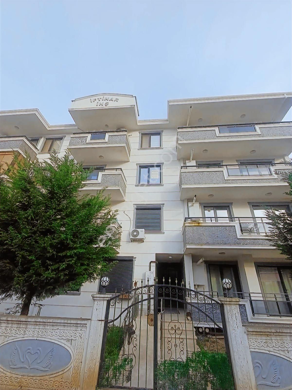 Çiftlikköy Sahil Mahallesinde Ara Kat Kiralık 3+1 Daire - Görsel 21