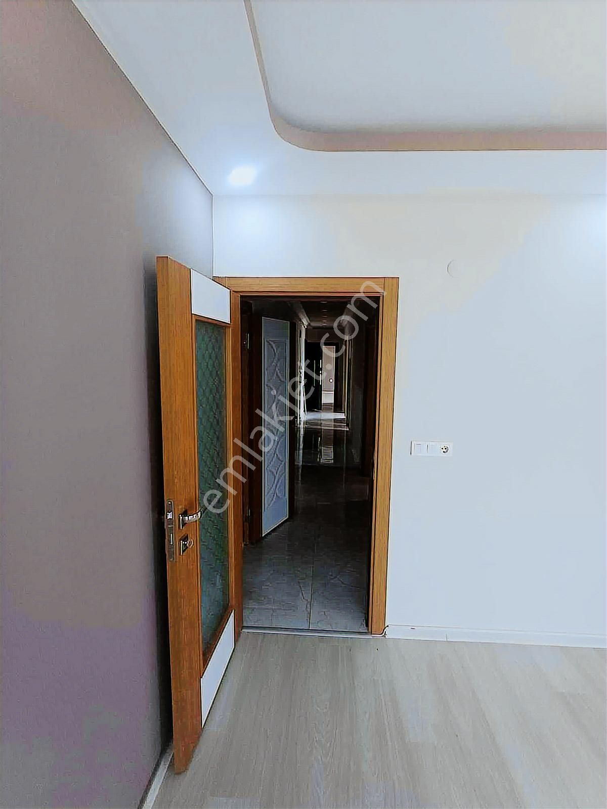 Çiftlikköy Sahil Mahallesinde Ara Kat Kiralık 3+1 Daire - Görsel 15
