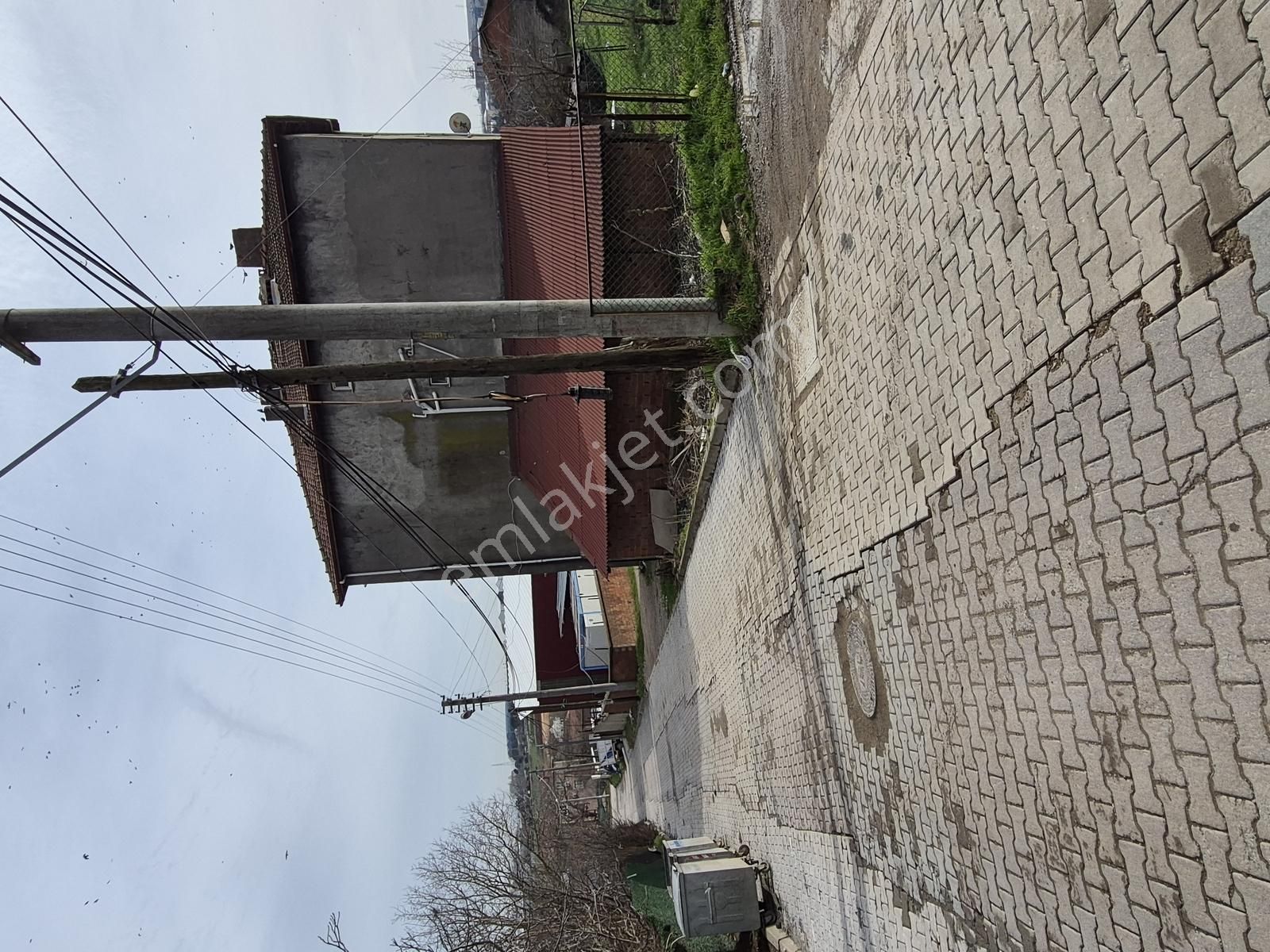 Balçık'ta Kiralık Küçük İşletmelere Uygun 300metre Kapalı - Görsel 3