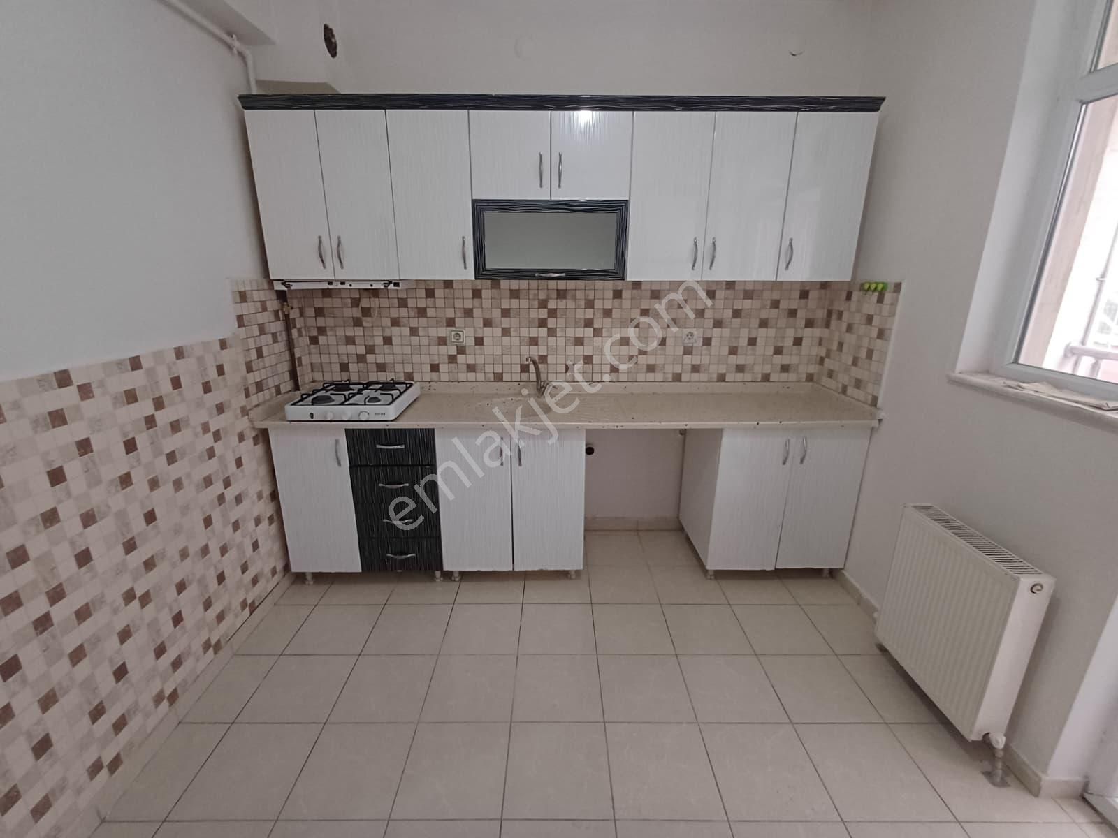 Yaylada Merkezi Konumda Kat Konumda 3+1 - Görsel 19