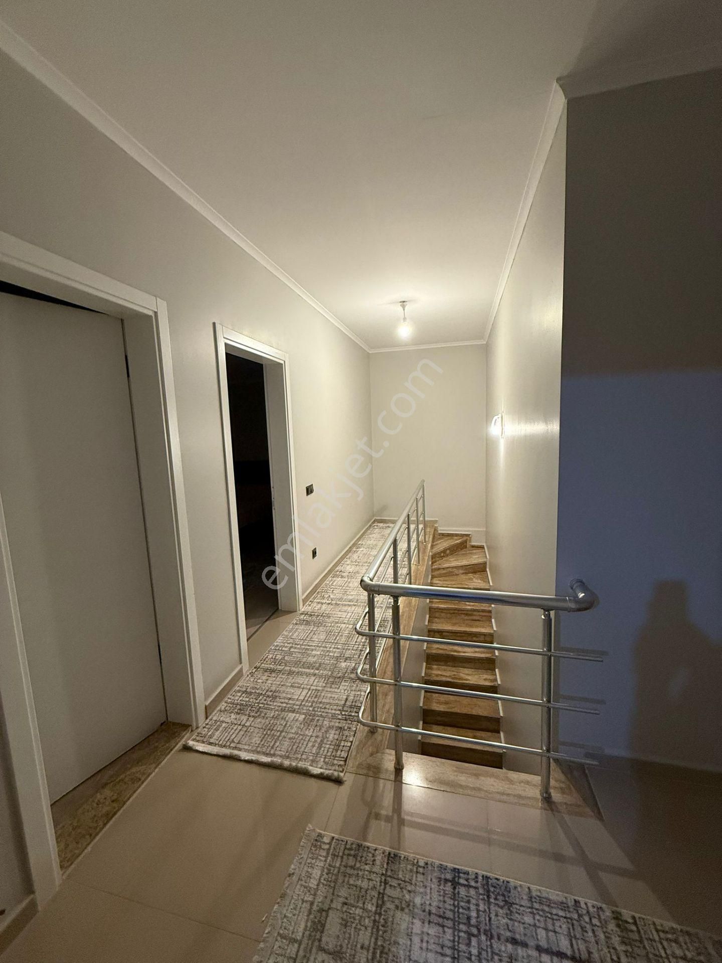 Antalya Alanya Çıplaklı’da Kiralık 4+1 Dubleks Daire - Görsel 14