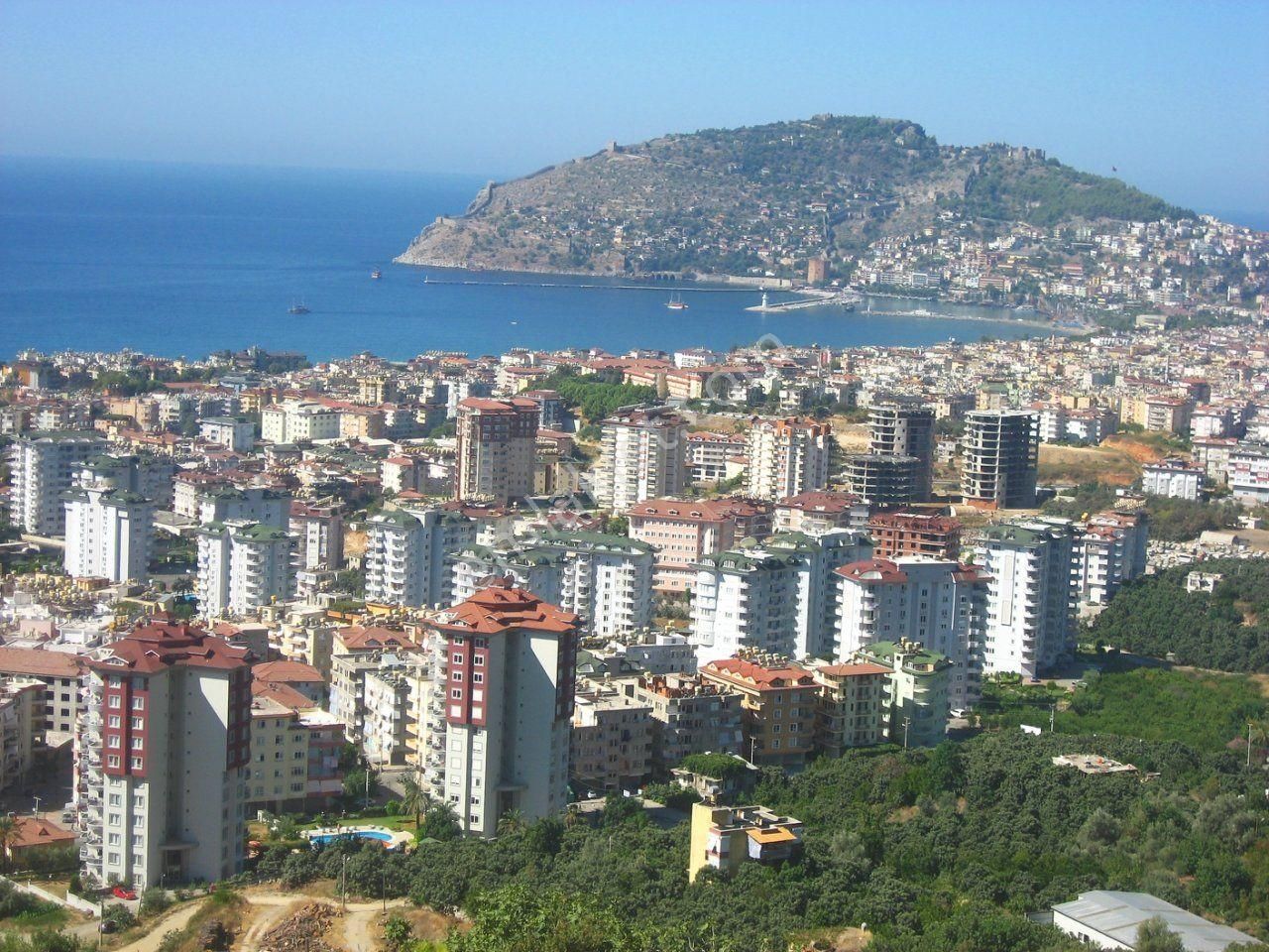 Antalya Alanya Çıplaklı’da Kiralık 4+1 Dubleks Daire