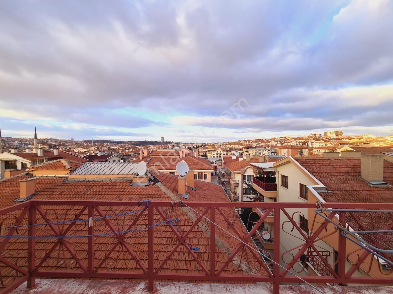 Bilgen Vatan'dan Bağlarbaşı'nda Melek Özen Okul Yakını 5+1 Çift Teraslı Satılık Dubleks Daire - Görsel 8