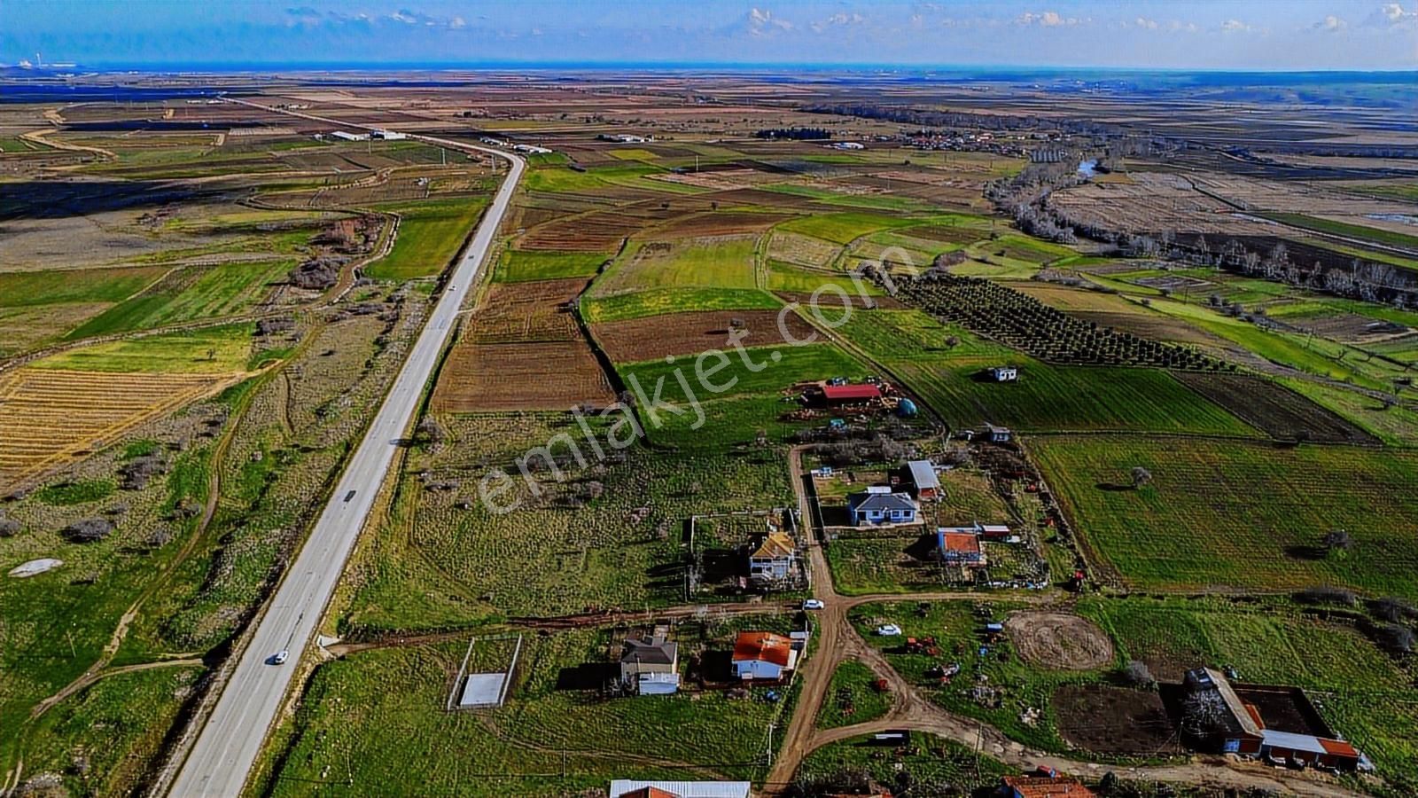 Biga Adliye Köyde Ana Yola Cephe Kat İmarlı 501 M² Satılık Arsa - Görsel 8
