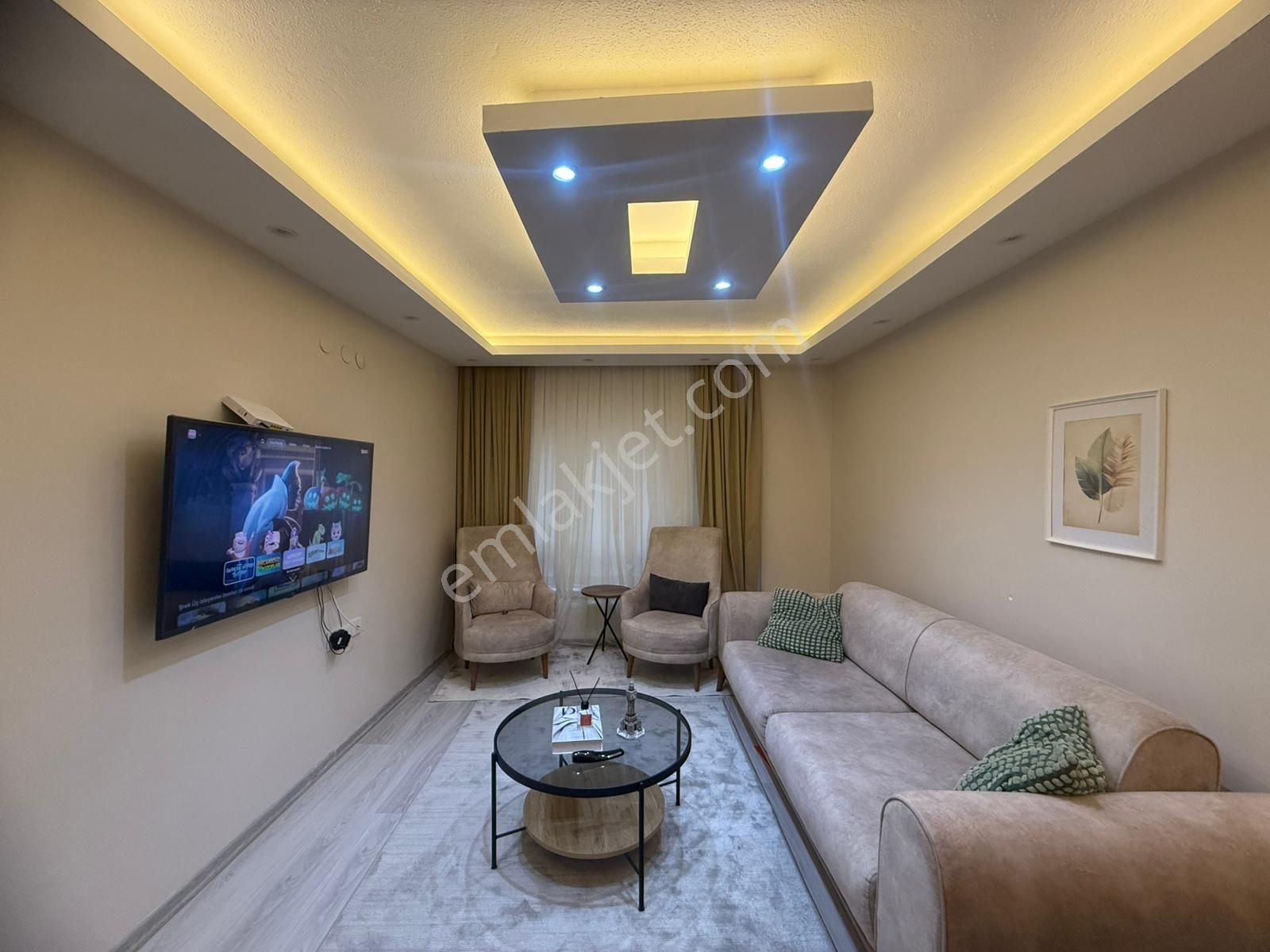 Pursaklar Mehmet Zengin Emlak'tan Merkez Mah. 1.kot 3+1 Ful Yapılı Masrafsız Daire