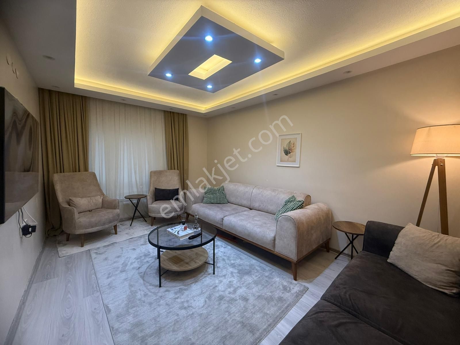 Pursaklar Mehmet Zengin Emlak'tan Merkez Mah. 1.kot 3+1 Ful Yapılı Masrafsız Daire - Görsel 3