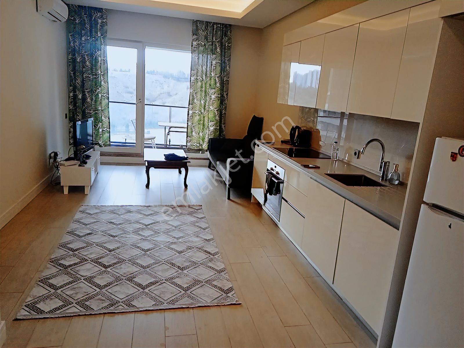 Sinpaş Marina'da Göl Manzaralı 1+1 Mobilyalı Kiralık - Görsel 12