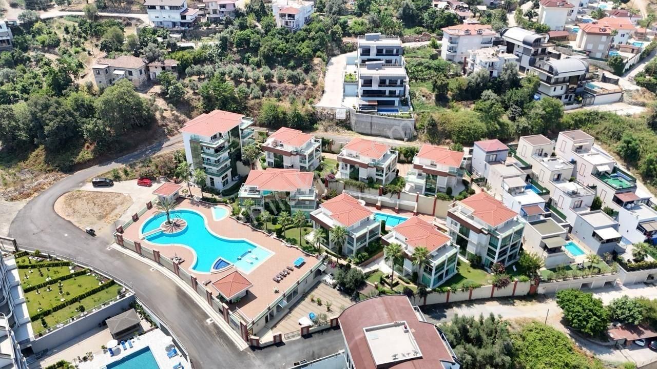 Alanya Kargıcakta 4+1 Satılık Modern Villa - Görsel 13
