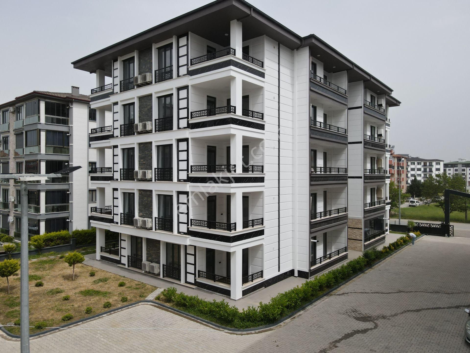 Irmaksudan Burhaniye De Site İçinde Lüks Satılık 3+1 Daire - Görsel 4