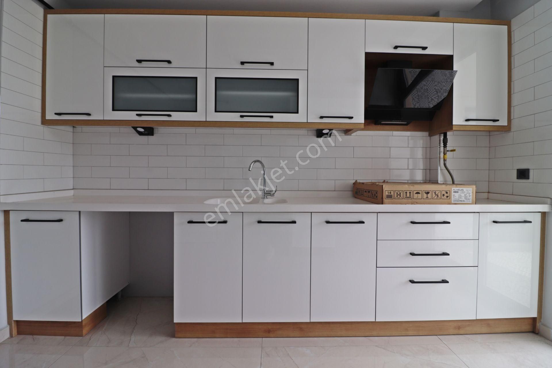 Irmaksudan Burhaniye De Site İçinde Lüks Satılık 3+1 Daire - Görsel 16