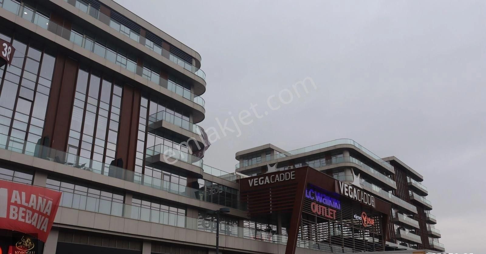 Vega Cadde'de Satılık Daire/ofis 170 M² Kiracılı - Görsel 24