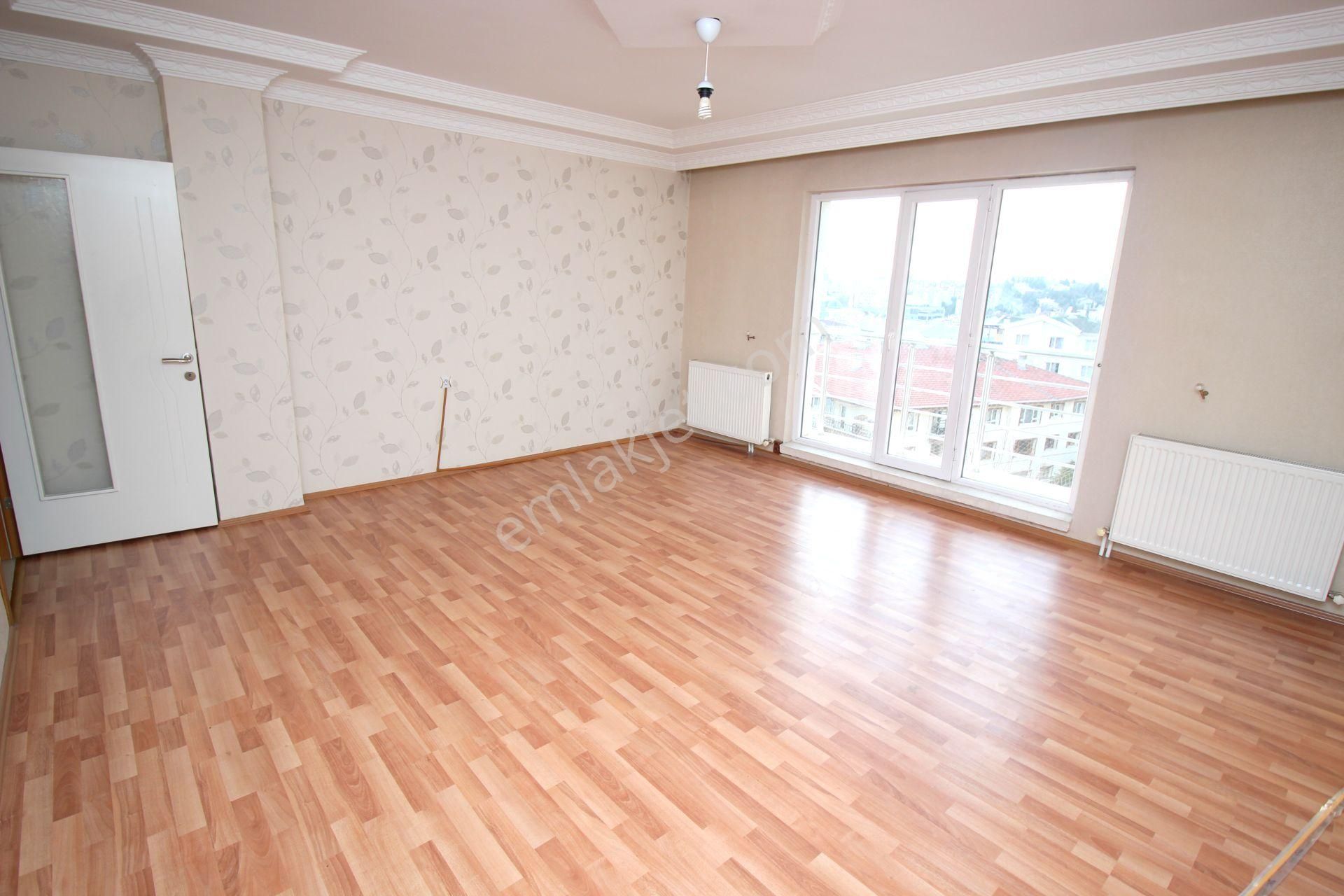 Emre Emlak'tan Topçu Mah'de Asansörlü Manzaralı Yeni Bina 2+1 Kiralık Daire - Görsel 11