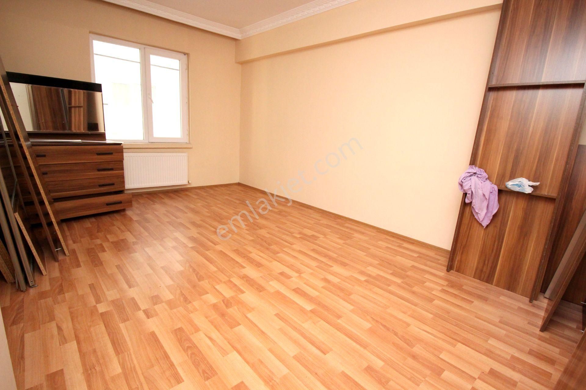 Emre Emlak'tan Topçu Mah'de Asansörlü Manzaralı Yeni Bina 2+1 Kiralık Daire - Görsel 14