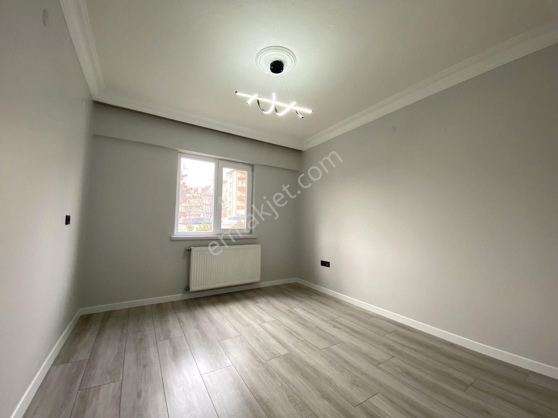 Ufuk Kılıç Emlak'tan Merkezde Isı Yalıtımlı Güney Cephe Ara Kat 3+1 - Görsel 20