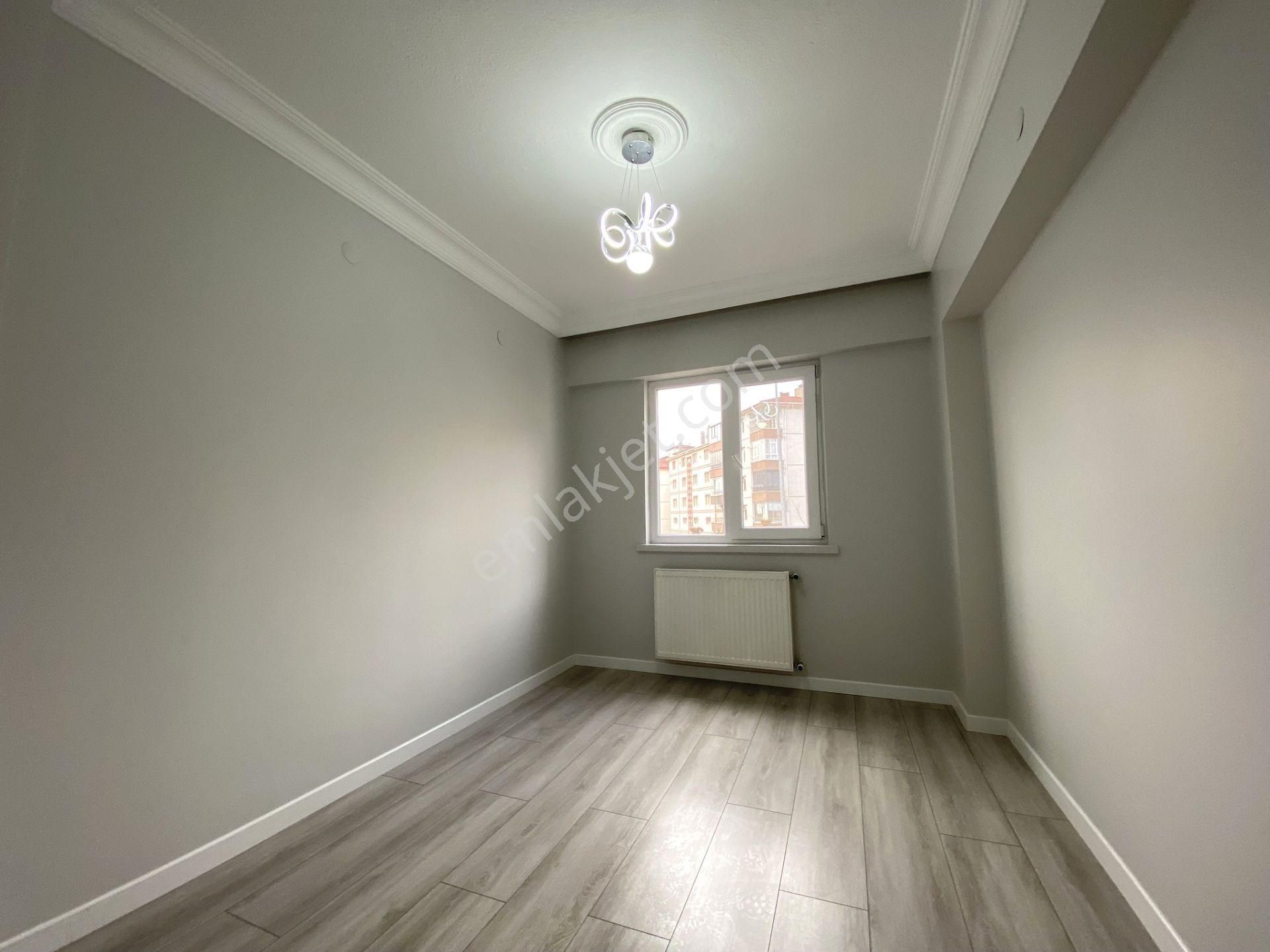 Ufuk Kılıç Emlak'tan Merkezde Isı Yalıtımlı Güney Cephe Ara Kat 3+1 - Görsel 17