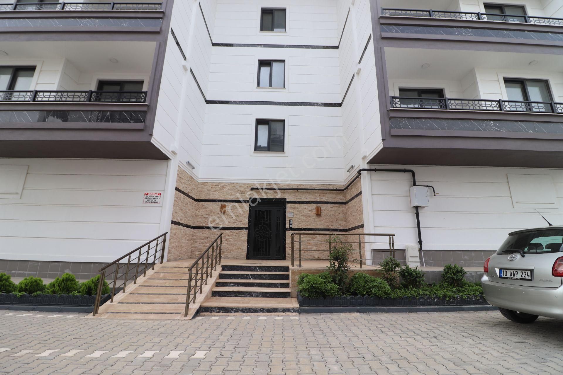 Irmaksudan Burhaniye De Site İçinde Lüks Satılık 2+1 Daire - Görsel 35