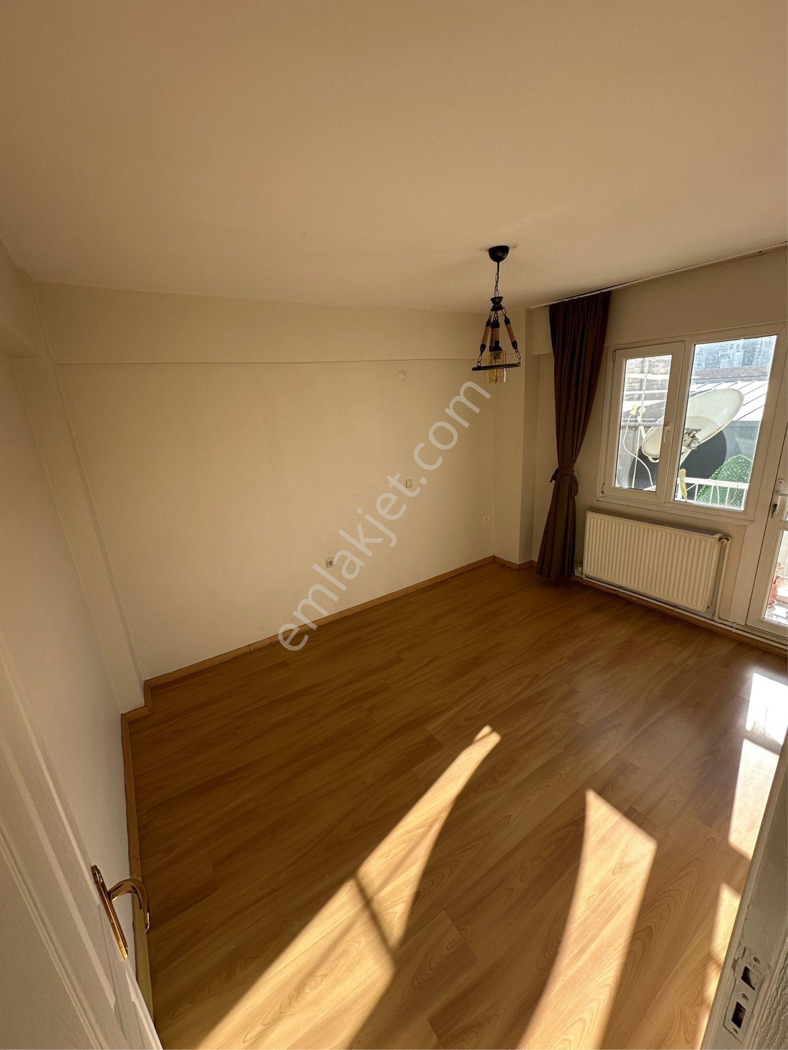 Yeşilyurt Ulu Önder Caddesi Üzerinde 3+1 115m2 Temiz Bakımlı Daire - Görsel 11