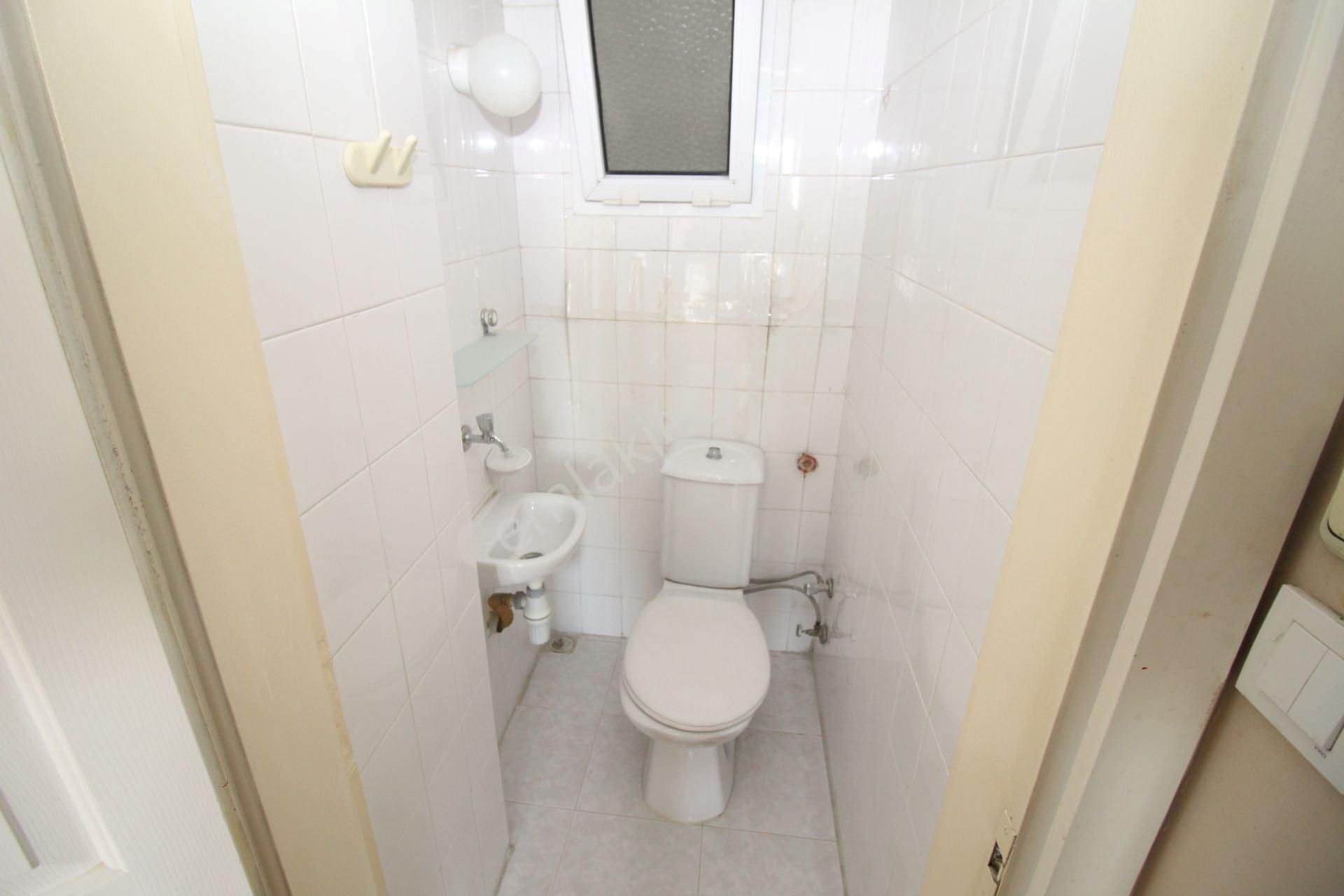 Poligonda Asansörlü Kapalı Otoparklı Cadde Yakını Ara Kat - Görsel 22