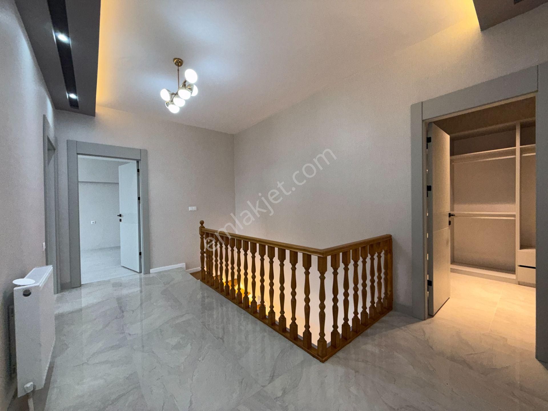 Pursaklar Ufuk Kılıç Emlak'tan Özel Tasarımlı K.otoparklı 5+2 Sıfır Dubleks - Görsel 30