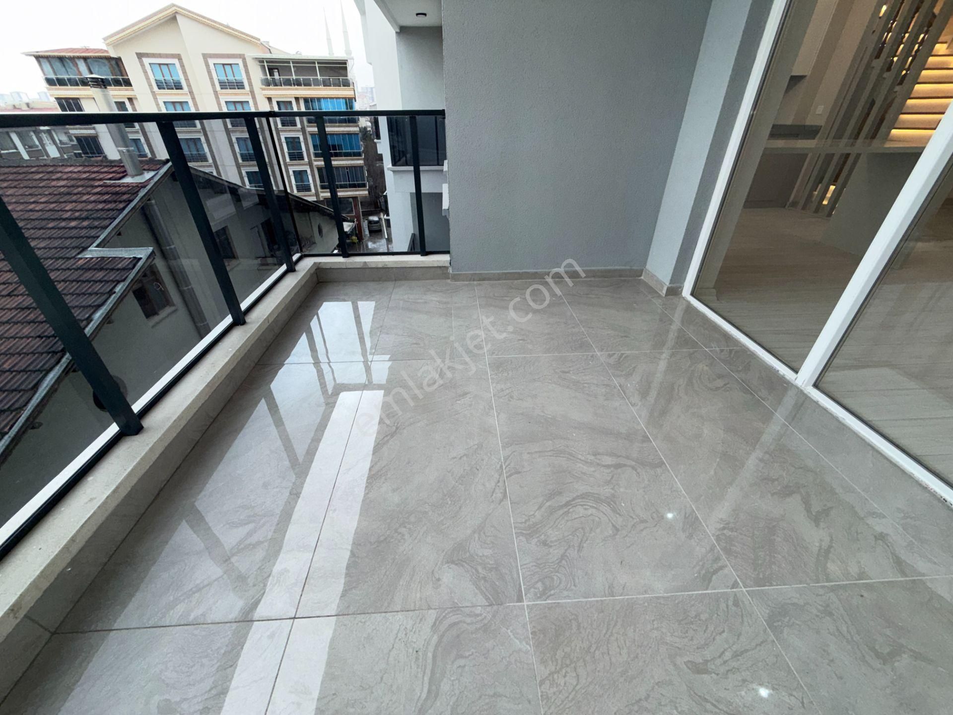 Pursaklar Ufuk Kılıç Emlak'tan Özel Tasarımlı K.otoparklı 5+2 Sıfır Dubleks - Görsel 6