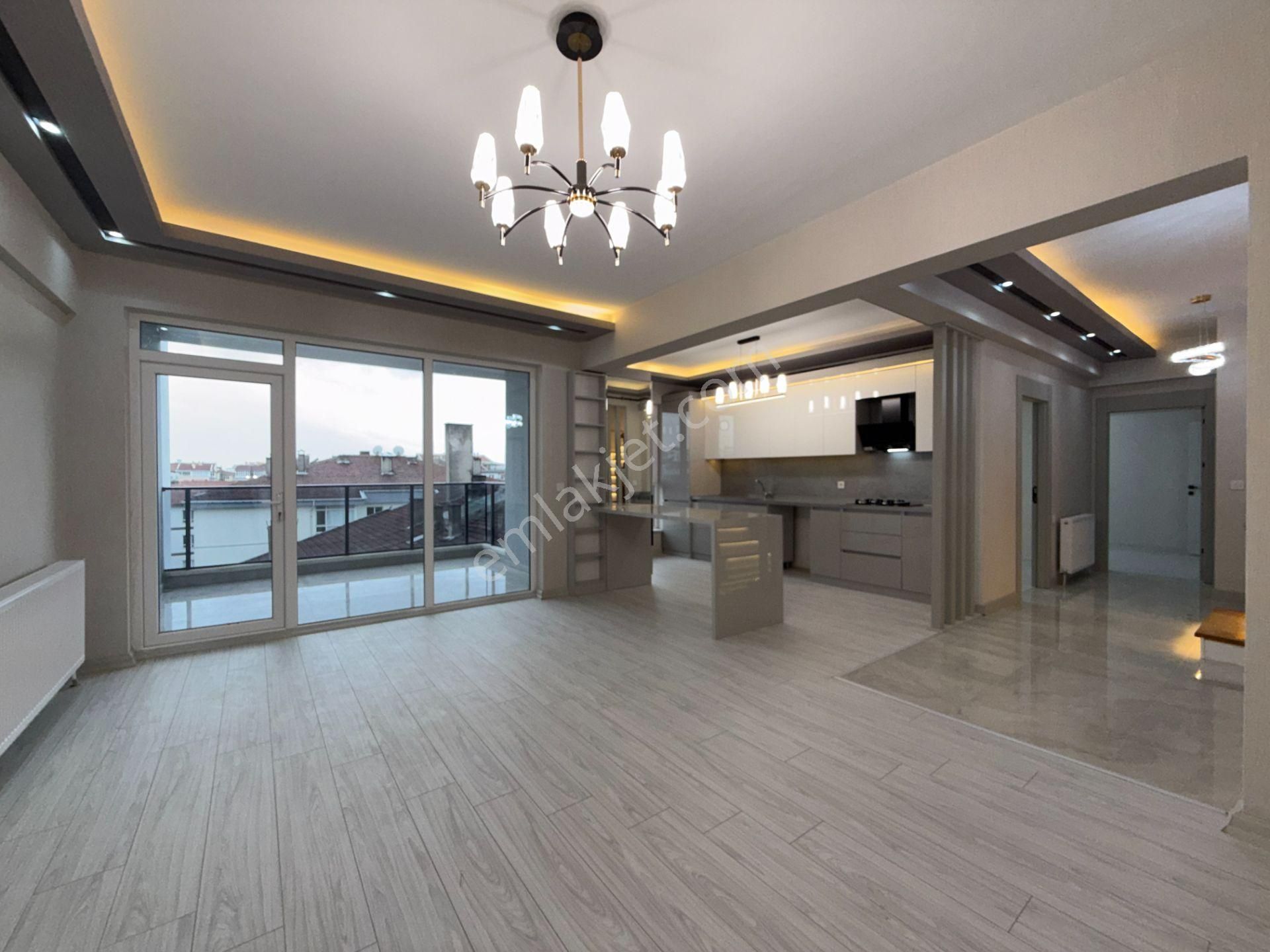 Pursaklar Ufuk Kılıç Emlak'tan Özel Tasarımlı K.otoparklı 5+2 Sıfır Dubleks - Görsel 5