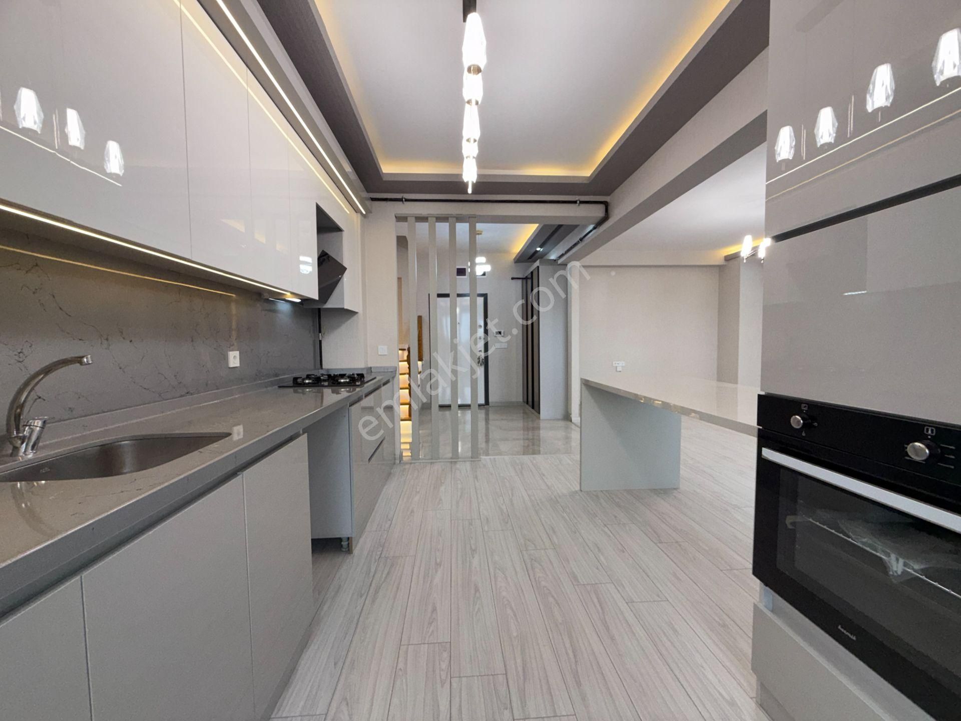 Pursaklar Ufuk Kılıç Emlak'tan Özel Tasarımlı K.otoparklı 5+2 Sıfır Dubleks - Görsel 4