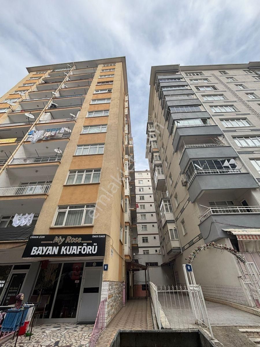 Arslan'dan Metro Yakını 1+1 Satılık Daire *** - Görsel 2