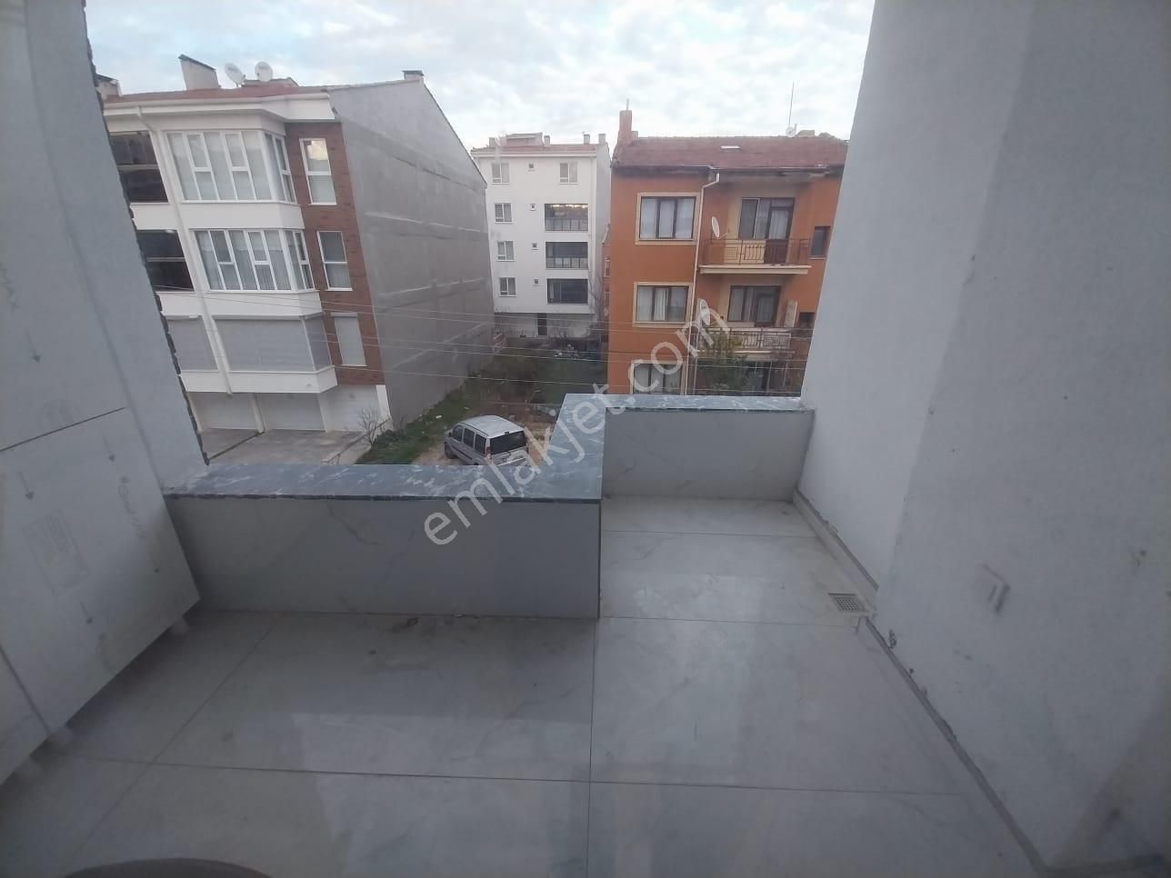 Ertuğrulgazi Çilem Cad. Yakını Sıfır Satılık Ara Kat 3+1 Daire - Görsel 12