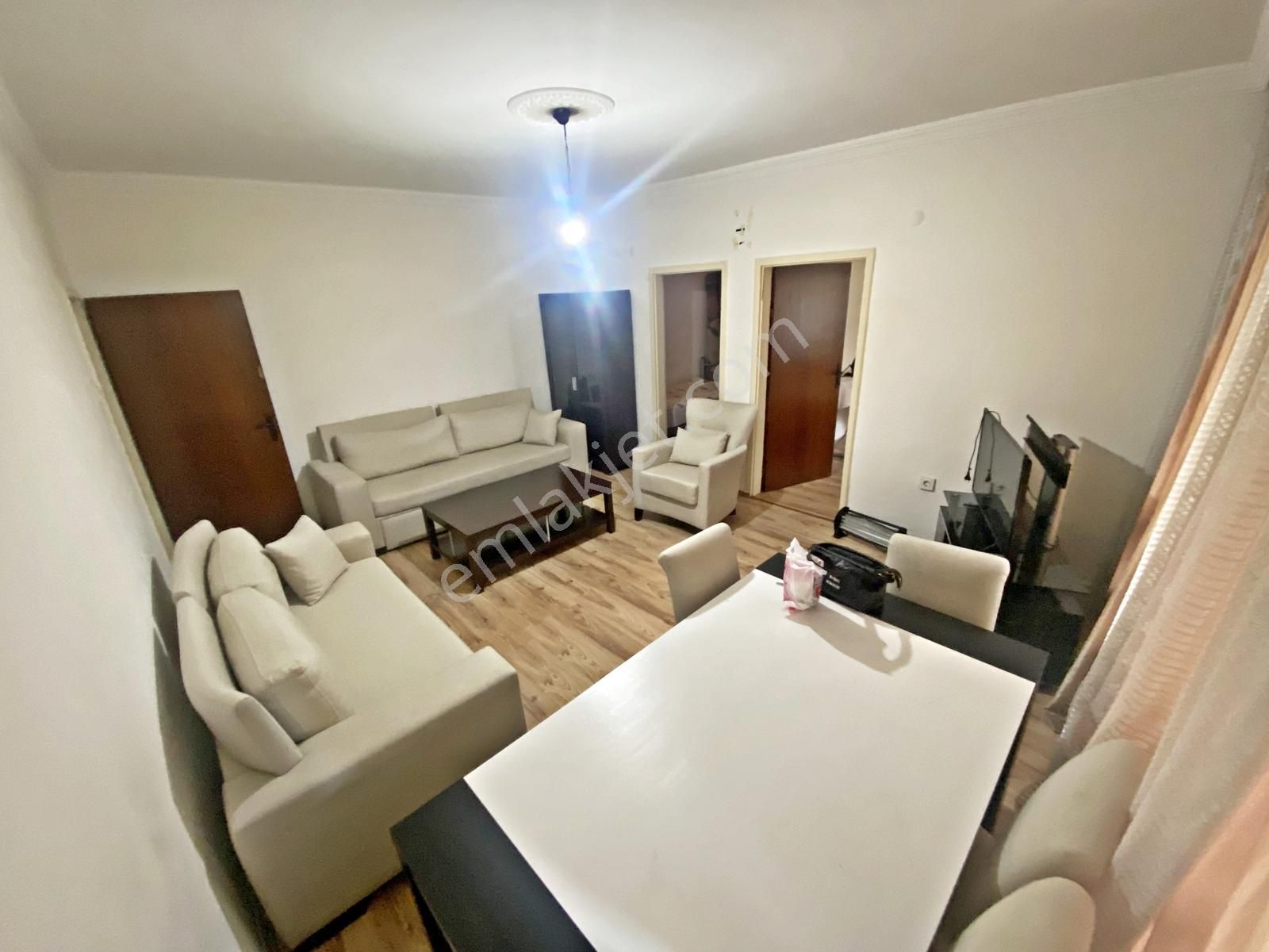3+1 Aşağıeğlence Merkezde Eşyalı Kiralık Müstakil Bahçeli - Görsel 13
