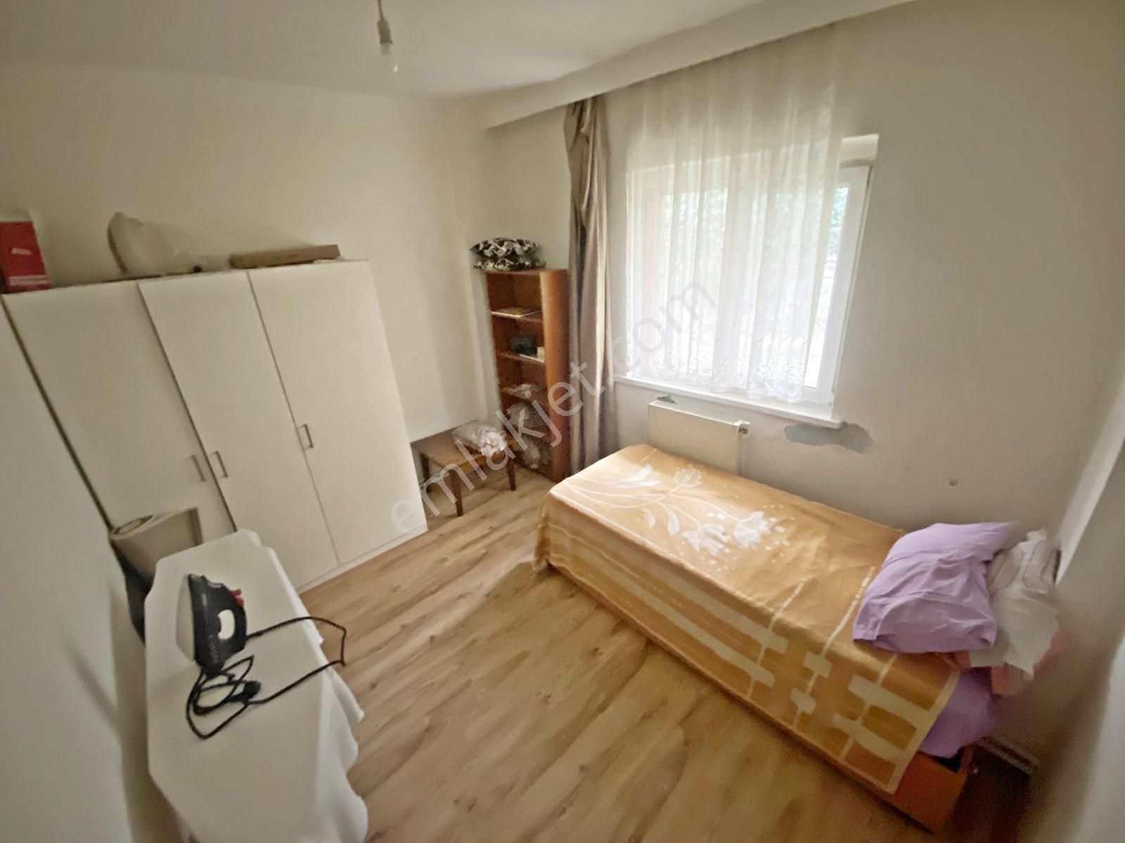 3+1 Aşağıeğlence Merkezde Eşyalı Kiralık Müstakil Bahçeli - Görsel 18