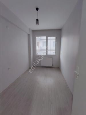 Bayraklı Postacılar Mahallesinde 3+1 Kiralık Daire - Görsel 17