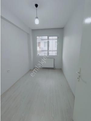 Bayraklı Postacılar Mahallesinde 3+1 Kiralık Daire - Görsel 15