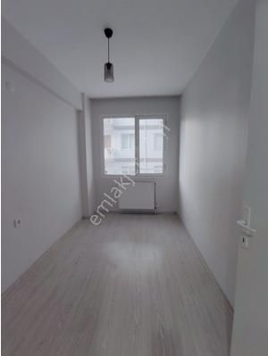 Bayraklı Postacılar Mahallesinde 3+1 Kiralık Daire - Görsel 5