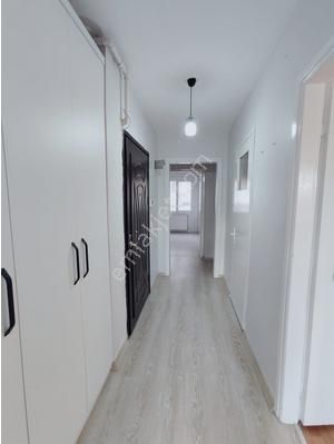 Bayraklı Postacılar Mahallesinde 3+1 Kiralık Daire - Görsel 9