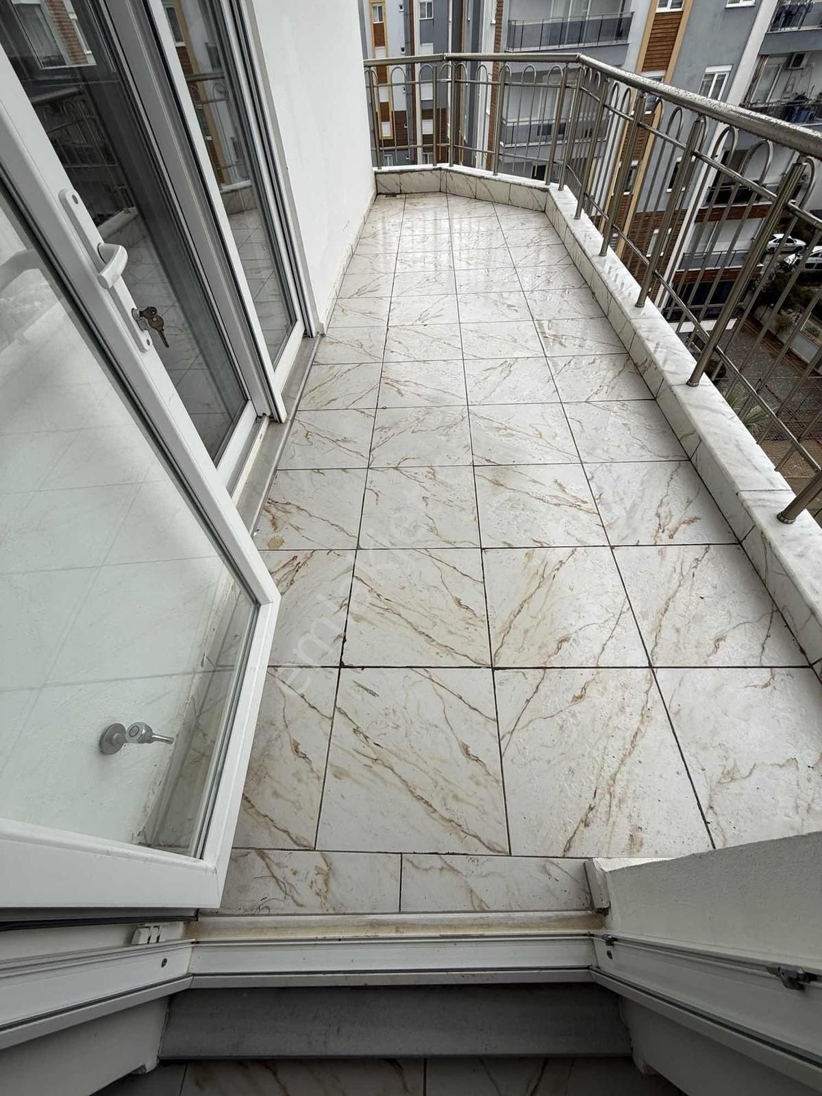 Hüsnü Karakaş Mah Dogalgazlı 3+1 130m2 - Görsel 3