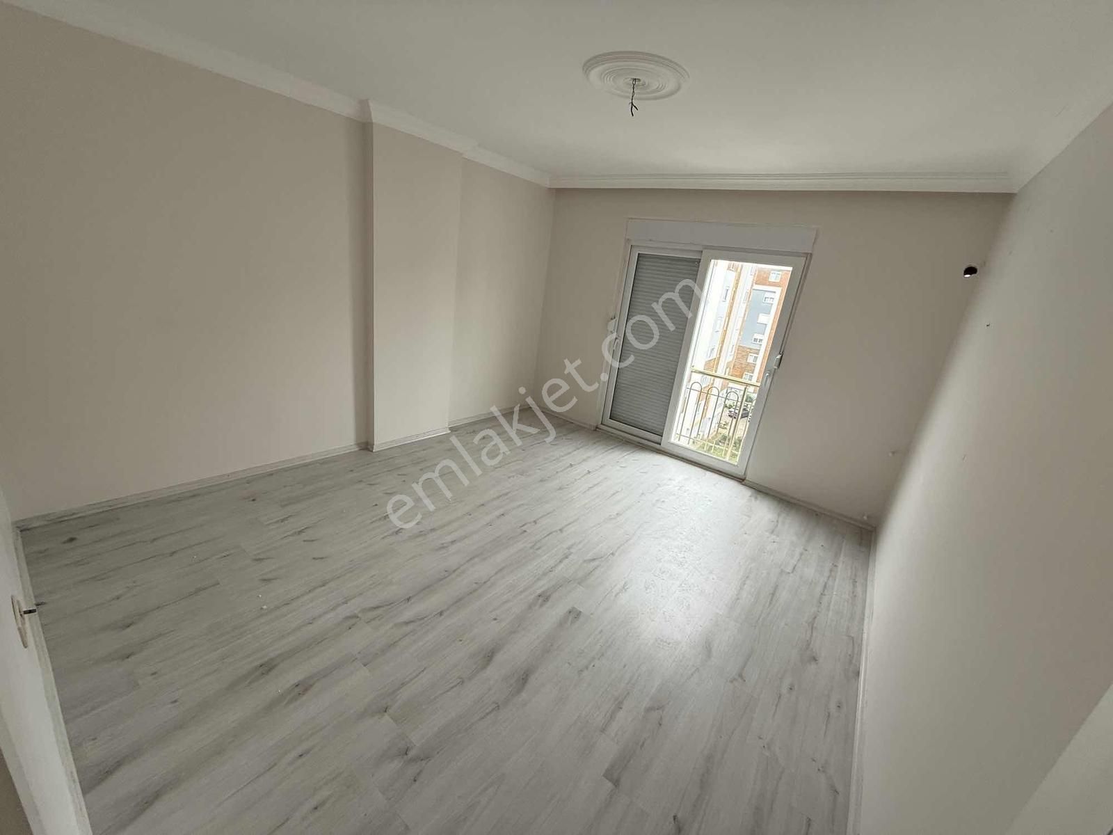 Hüsnü Karakaş Mah Dogalgazlı 3+1 130m2 - Görsel 11