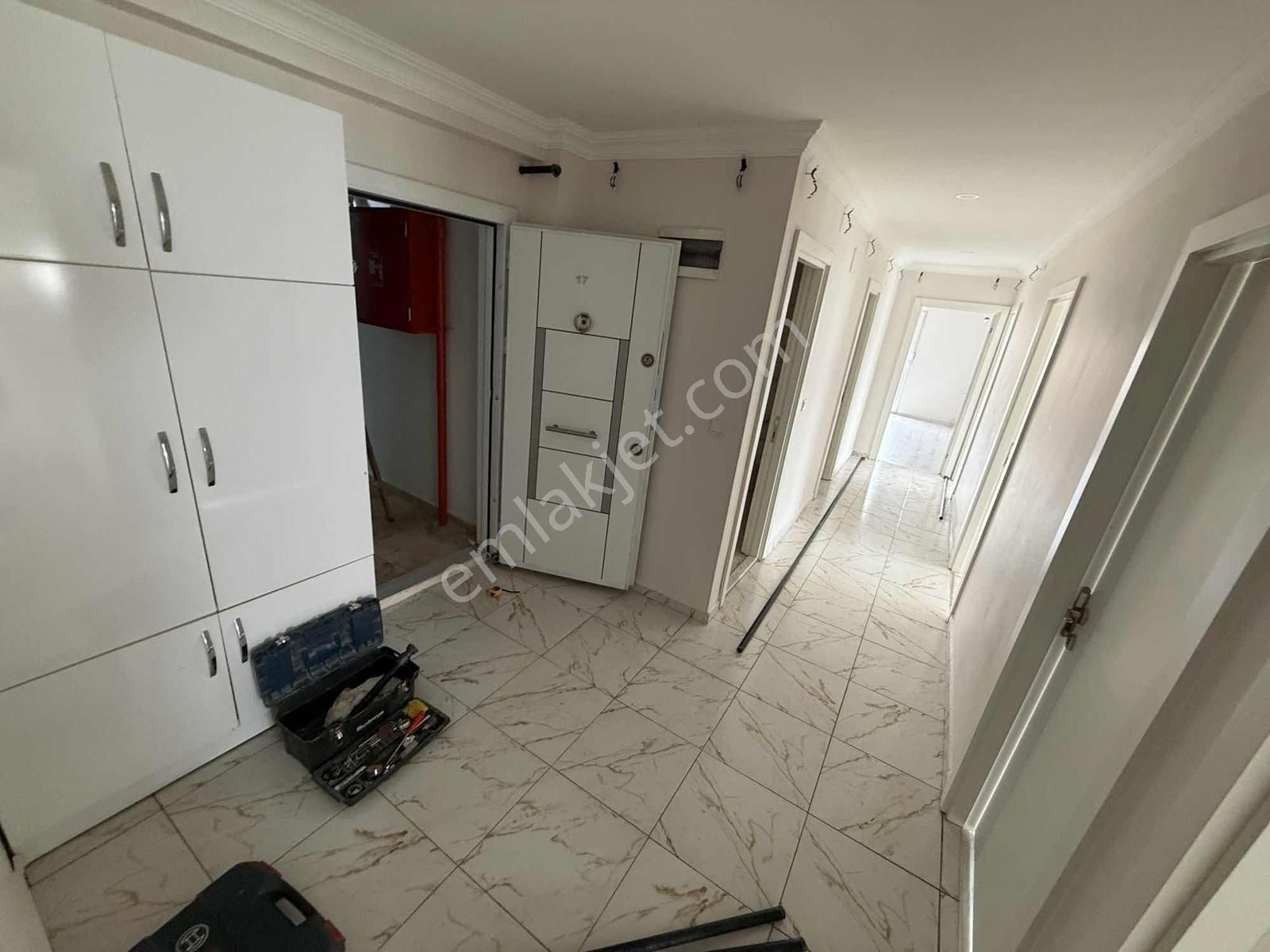 Hüsnü Karakaş Mah Dogalgazlı 3+1 130m2 - Görsel 12